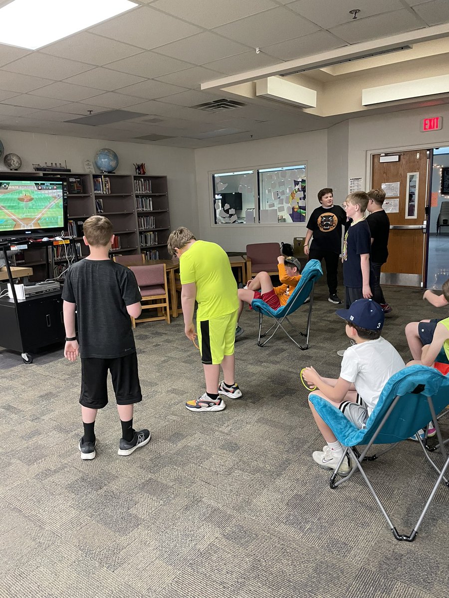 mrs_Lwright's tweet image. MS fun night was a hit! @HoldregeDusters