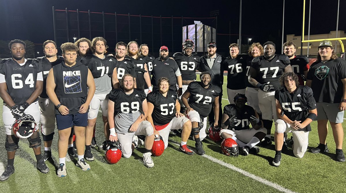 Great finish to a great spring! 

Enjoying every second with these guys. They come to work everyday with great enthusiasm, effort, willingness to learn, and it showed tonight. It’s going to be a fun year with this group!

🔥#FuelTheFire 🔥
 <a href="/SEUFireFootball/">Southeastern Football</a>