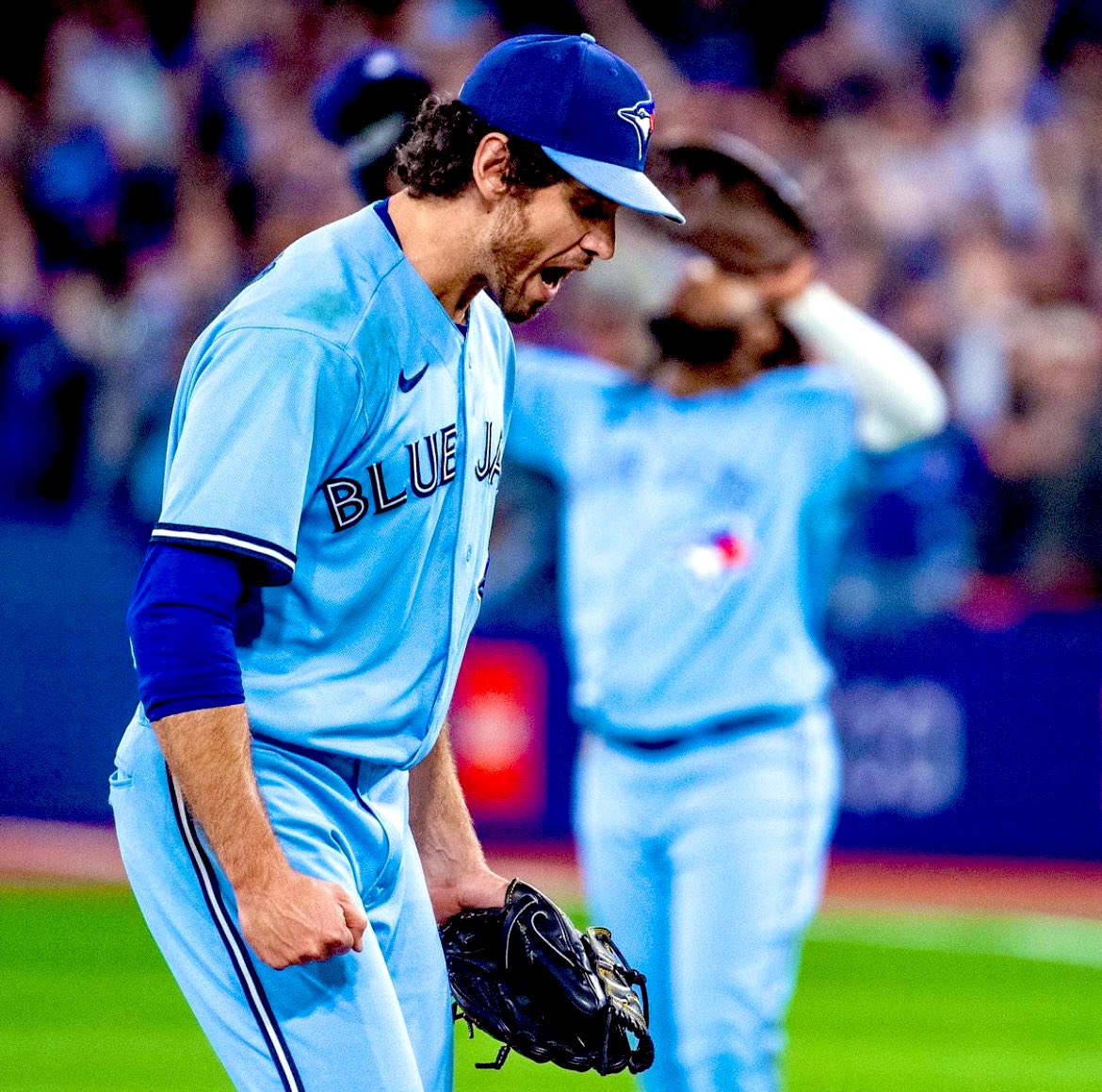 BluejaysAlways's tweet photo. Streak OVER! #BlueJays win!! #NextLevel https://t.co/jFHGjvqebp