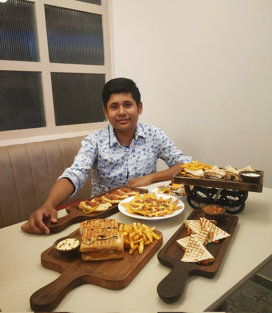 dassandeep232's tweet photo. "There is no love sincerer than the love for food," and if food connects you too, kindly follow my food journey on instagram 👉 

https://t.co/thuibUGzin

#Guwahati #foodblogger #chef #Influencer #ContentCreator #freelancer #Assam https://t.co/1wdaHZNb1H