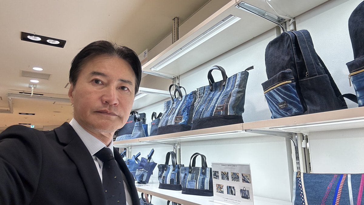 nambaratatsuki's tweet photo. 阪急梅田本店9階にでサスティナブルでおしゃれな鞄とかどう？ https://t.co/ziz2sIa4TC