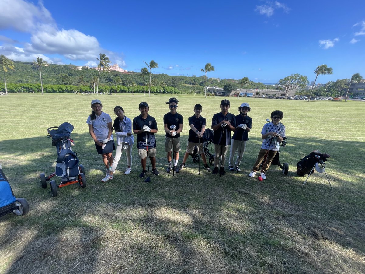 ipanavigators's tweet photo. The intermediate golf team is back in action at Moanalua golf course.
Good luck navigators https://t.co/Anln7rstQL