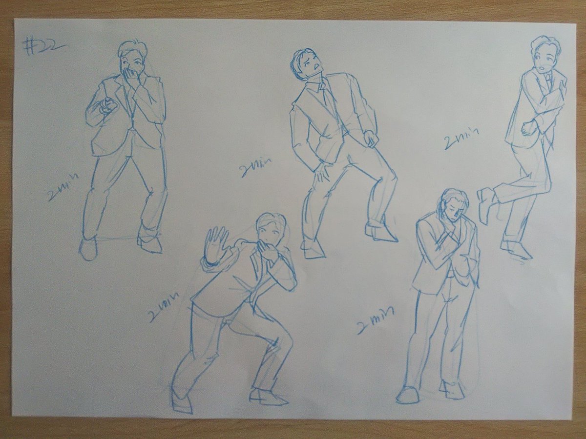 #さとまこクロッキー
#今日のクロッキー

＃21&amp;22
いつも顔を似せたいと思って描いてるけど、今日は全部別人の顔！😅
ラインやシェイプの取り方失敗したものも多かったので明日はがんばる。 https://t.co/uLxrpUqYzl