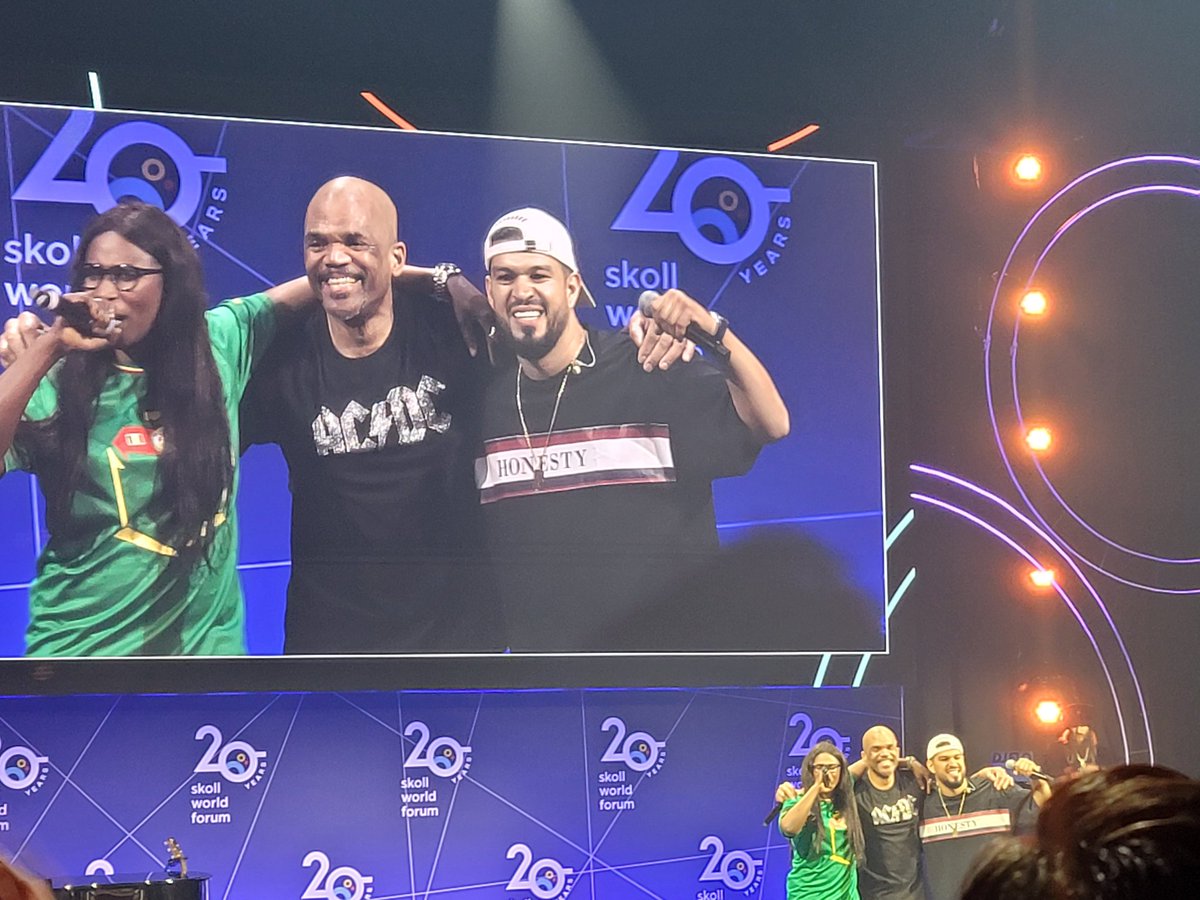 Hip hop musicians from Senegal, Columbia and the U.S. remind us that we can use hip hop to educate, motivate, and inspire to make change. Art has ability to transform. Focus on health and healing. Work with youth to build a better world! <a href="/SkollFoundation/">Skoll Foundation</a> <a href="/womenstrongintl/">womenstrongintl</a>