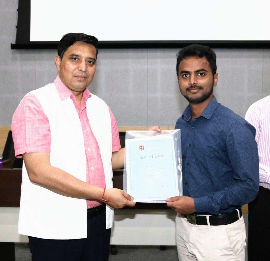 BhargavKN2's tweet photo. Successfully completed my training on 'Crime Scene Management' from @NFSU_Official . It was my pleasure to receive certificate from the Dean @NvinChaudhary .

#sceneofcrimeofficer #forensic
#nfsu #karnataka #Gujarat https://t.co/l3NRqDWlWz