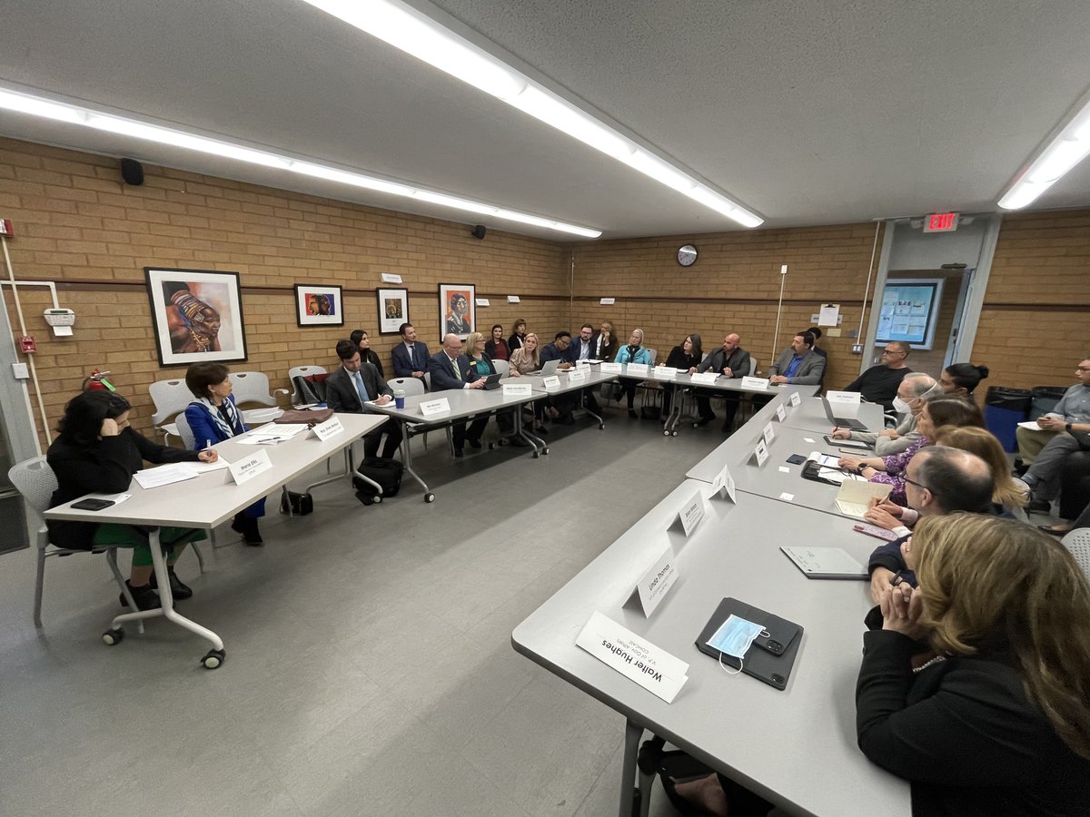 DorisMatsui's tweet photo. Hosted a roundtable w/ @NTIAgov about how we can bring federal broadband funds to Sacramento. As Ranking Member of @EnergyCommerce Subcommittee on Communications &amp; Technology, I want to close the digital divide &amp; ensure that broadband is accessible in every corner of my district. https://t.co/1sqHWoNCtK
