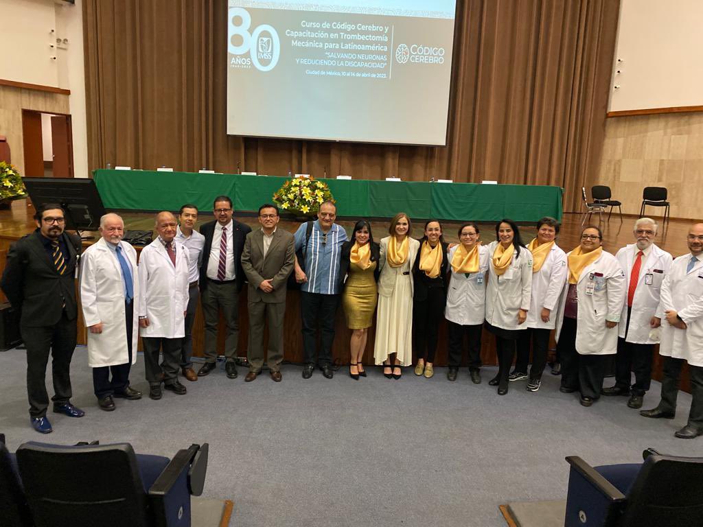 gabrielaborray3's tweet photo. @Tu_IMSS &amp; @WorldStrokeOrg #CodigoCerebro #ictus
👇🏼👇🏼👇🏼
@zoerobledo @DMolcel https://t.co/Nxu7d4T6np