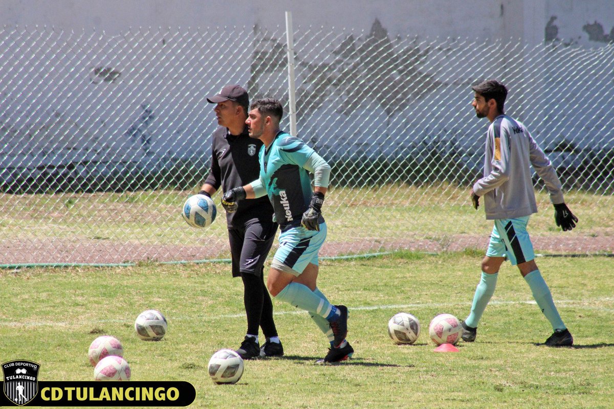 🏴🏳️
El Club Deportivo Tulancingo felicita a los guardametas este 14 de abril en el #DíaDelPortero 

Felicitaciones
#ereseljugador#12
#yoamocdtulancingo
#PasiónCDT 
#yocondeportivotulancingo
#TulancingoestierradeTitanes