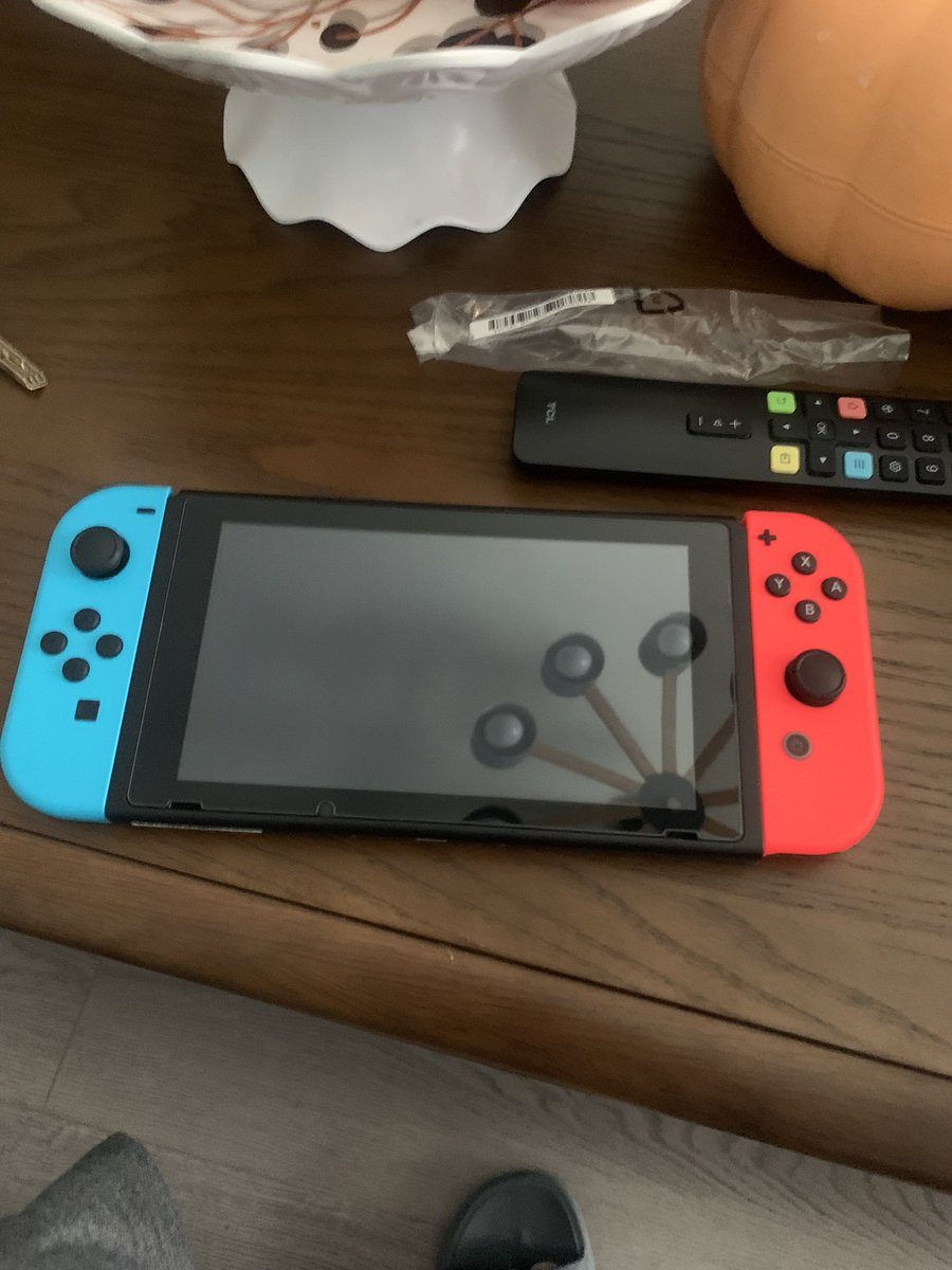 jameswhite on Twitter "Hi guys . I bought Nintendo switch. Very cool