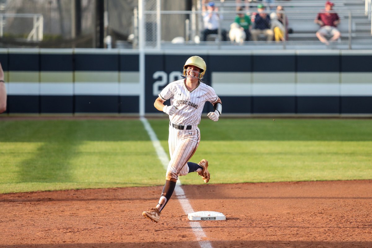 NCAA Softball tweet media