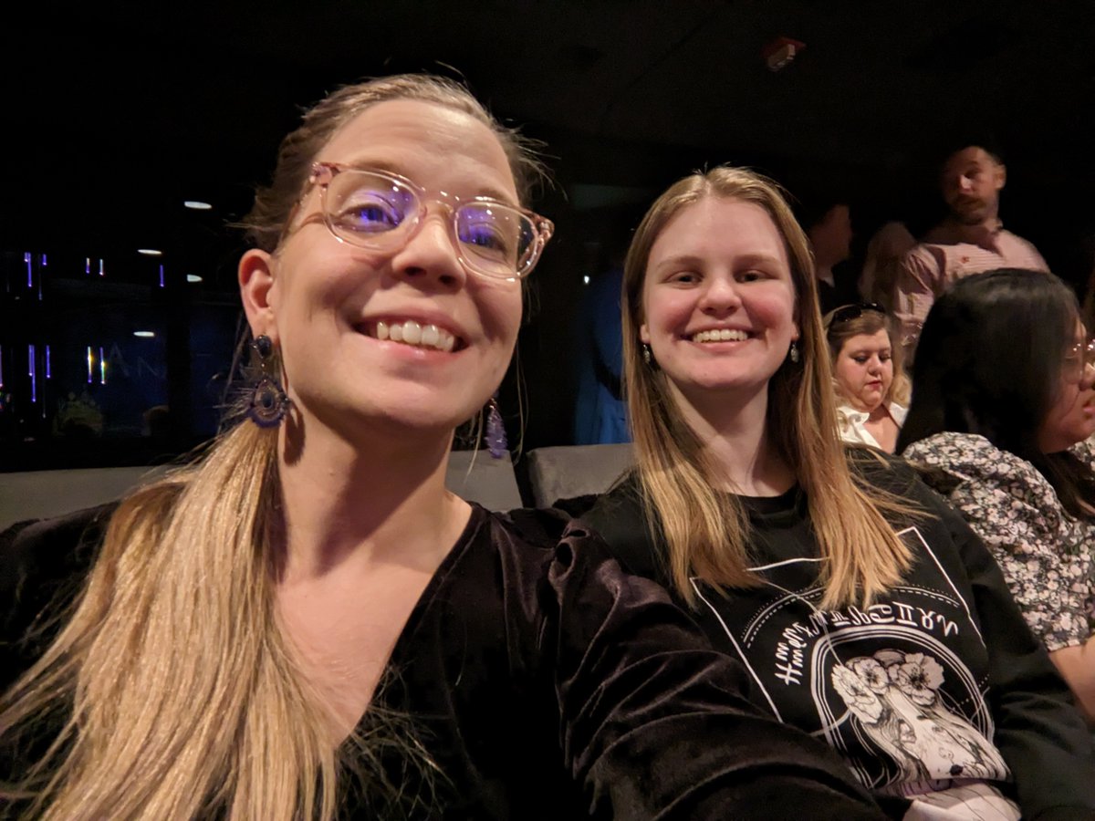 Katie Turner tweet media