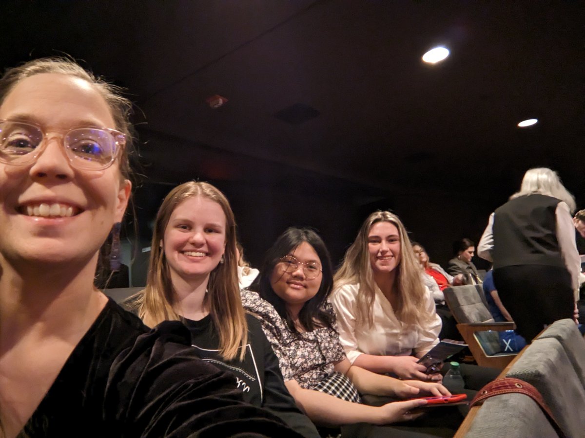 Katie Turner tweet media