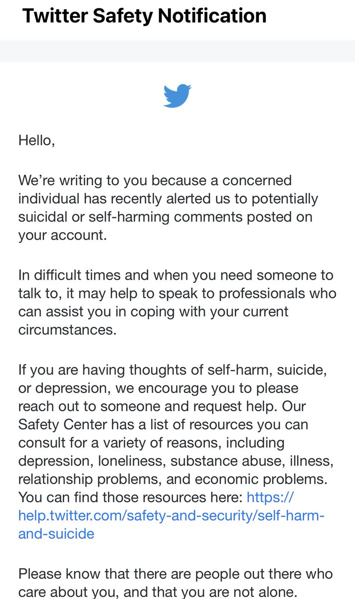 تخيل لجان النادي الأهلي إشتكوا لي تويتر اني عايز أنت…ر وخايفين علي حياتي ماقادر أتخيل تفكيرهم بنزل لأي درجة. لا أحب ان أجعل الامر شخصي لكنهم لديهم إصرار علي جعله شخصي.