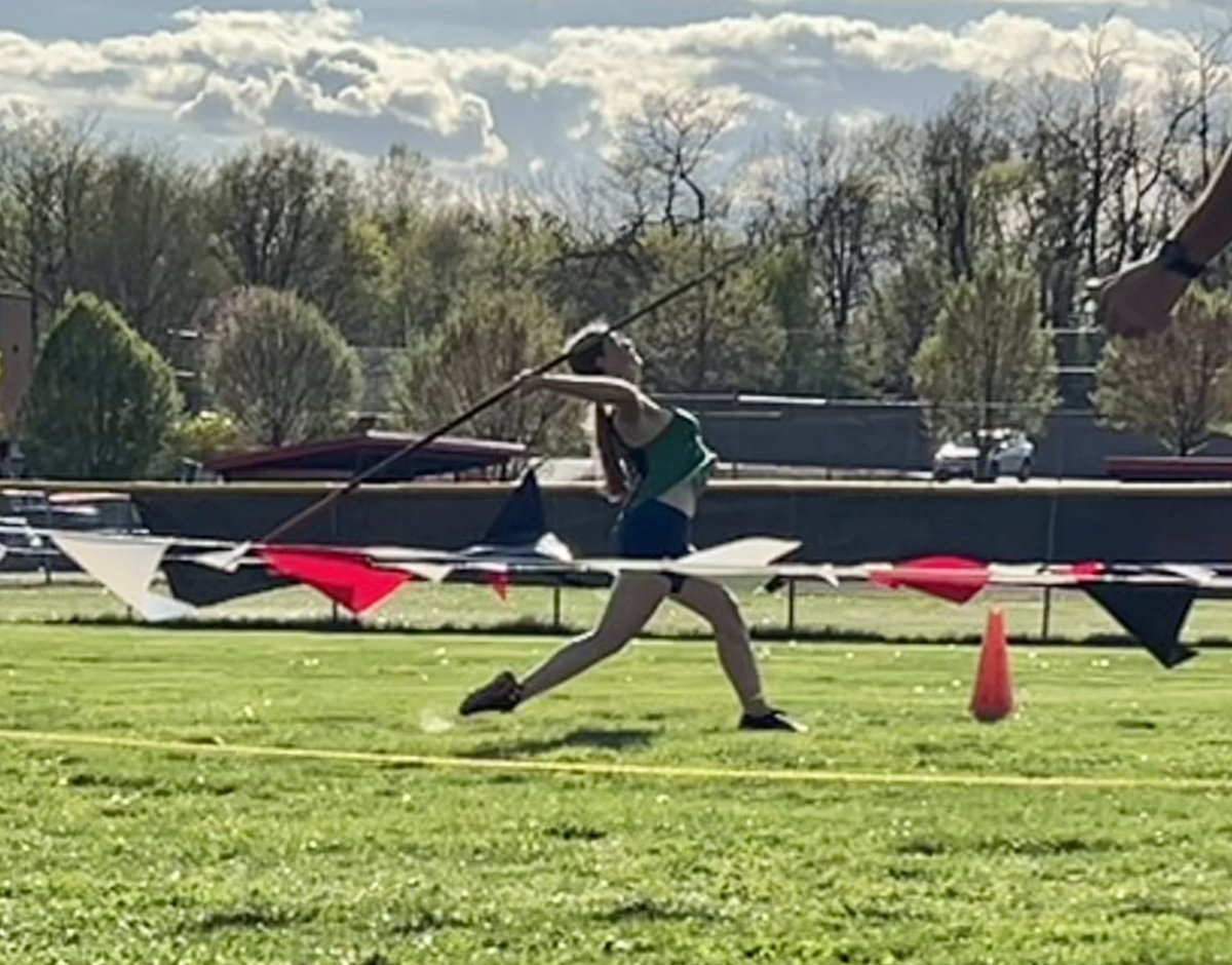 NatalieThrows's tweet photo. Slow start but squeaked out a win tonight and got some points for our team at the Henle Holmes Invite! Have some time before our next meet to work hard on the details. #javelinthrow https://t.co/71q5eSwrs9