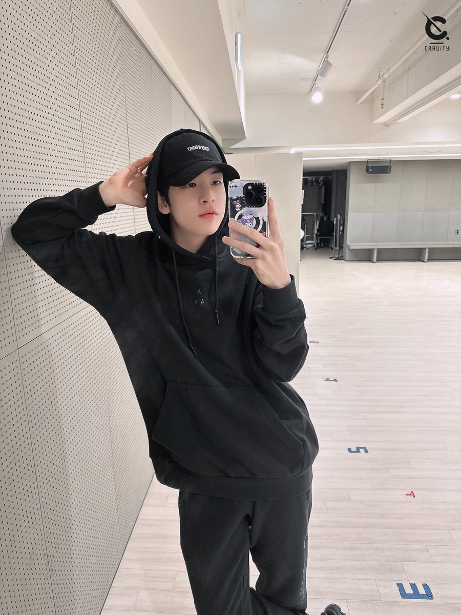 Sunriseluvvv's tweet photo. #30DaysWithAllen
🫧 0414 ~ wish for allen with cravity!
💌: que allen tenga la oportunidad de mostrar más su talento escribiendo y junto a cravity que reciban mas reconocimiento, también que puedan tener un álbum en inglés, hicieron un gran trabajo con boogie woogie 🤌🏻 https://t.co/MEbZlJFJNj