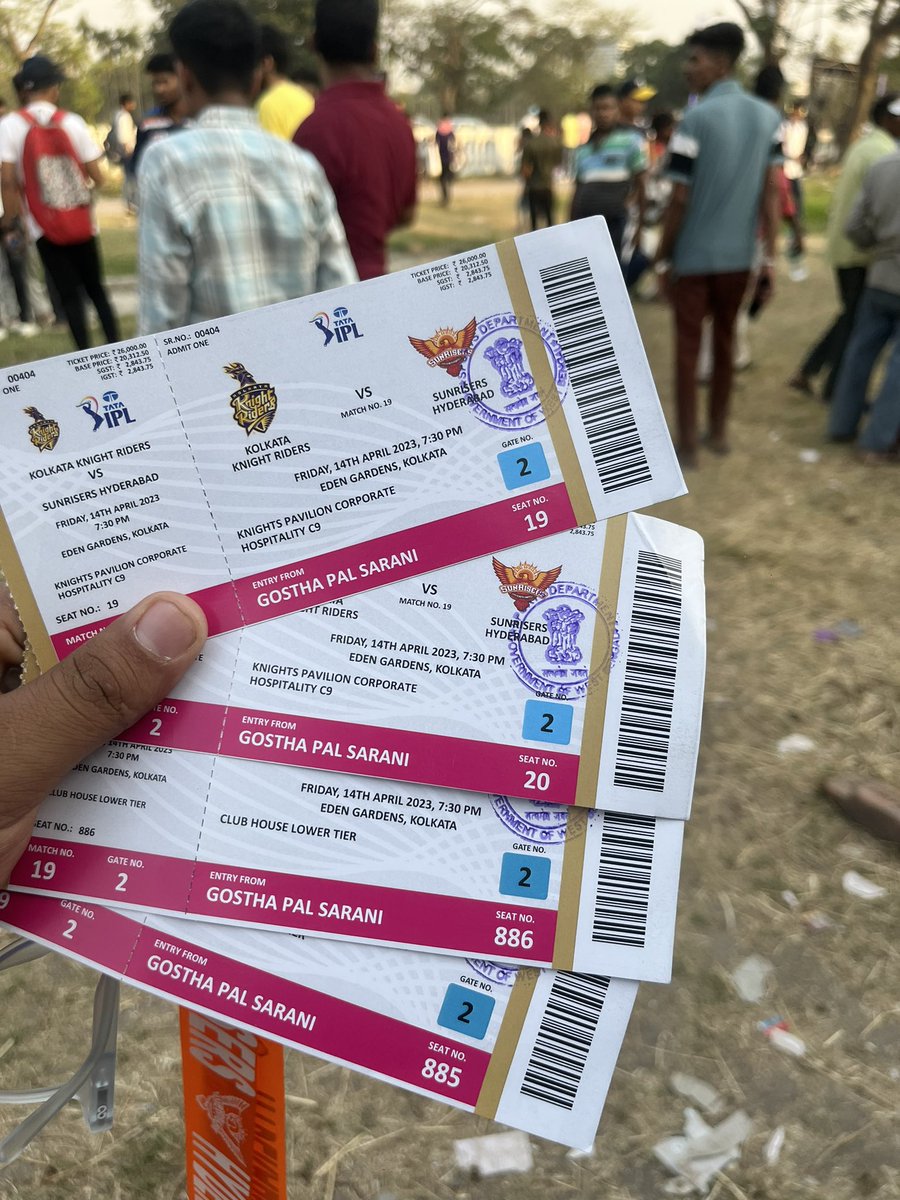 Kumar508tfce's tweet photo. Premium vip tickets for our lovely Subcriber ❤️❤️ #KKRvsSRH at Eden gardens
Next ke liye koun koun ready ha ..?
#VIP #ClubhouseIPL #Kumar508 https://t.co/36eLuguIgq