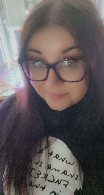 Yes, I know I&rsquo;m beautiful. Yes, I know I am too good for you loser simp betas. 😂  findom femdom https://t<a href="/tag/sellingcontent"class="tags"><span>#sellingcontent</span></a>
