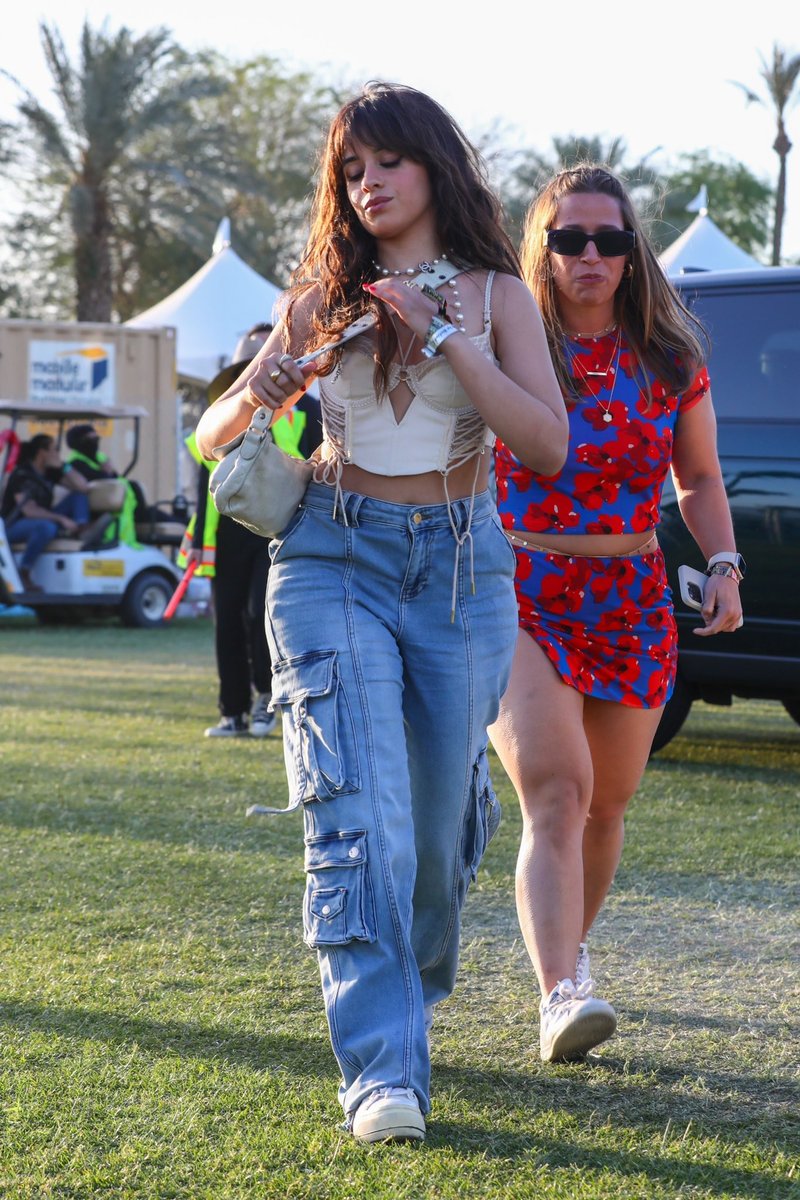 Camila Mídia on Twitter "DIVA! Camila Cabello hoje no Coachella 🫶🏼"