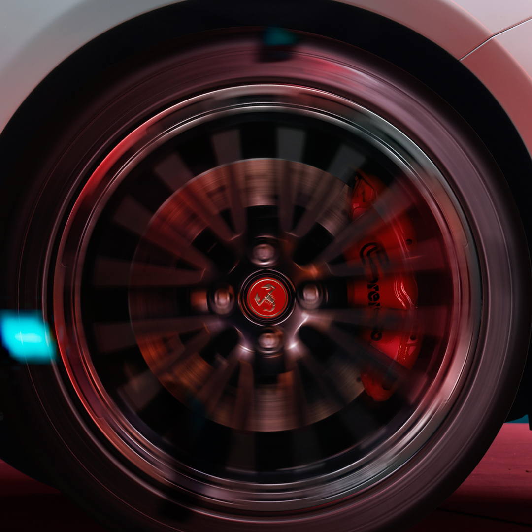 ABARTH_JAPAN's tweet image. 小さなモンスターが、魅惑の世界へご案内。
abarth.jp/695_competizio…

#アバルト695