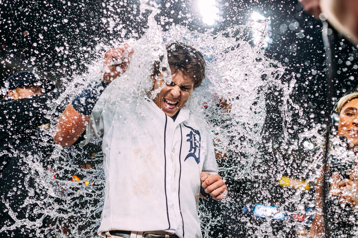 tigers's tweet photo. Making a splash. https://t.co/IkQZevB7sY