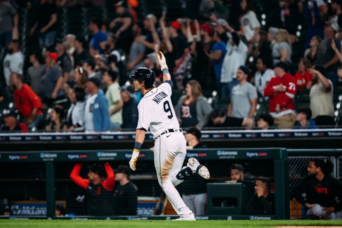 tigers's tweet photo. Making a splash. https://t.co/IkQZevB7sY