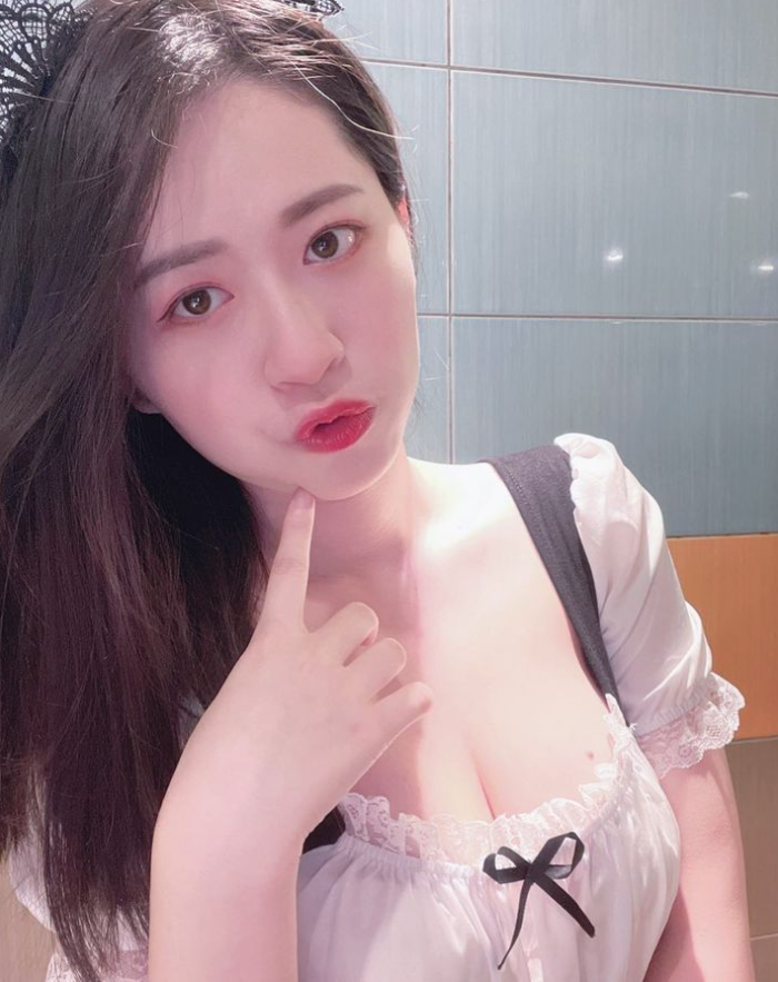 ChawnTeon's tweet photo. 有人來挑戰我嗎 沒有我搖不射的男人  一對一的服務 不受打擾 喜歡加 LINE ID：xh251 營業時 間:上午10點~凌晨12點 #高雄 #高雄約 #高雄個人工作室 #高雄約會 #高雄約炮 #高雄個人 #高雄大學 #高雄酒店 #高雄交友 #高雄單女 #高雄市 #高雄全套 #高雄按摩 https://t.co/hzOnciXIu1