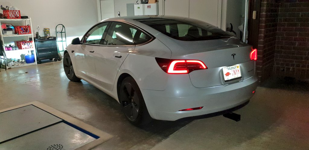 KineticHeidi's tweet photo. Its a thing to do! When in the USA go for a trip in your business partner Tesla @Tesla @elonmusk
#tesla #itsperfect #arkansas #businesswoman #businesstrip #adventure #strivingforexcellence #goals https://t.co/t24SYnVr8a