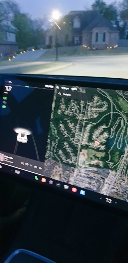 KineticHeidi's tweet photo. Its a thing to do! When in the USA go for a trip in your business partner Tesla @Tesla @elonmusk
#tesla #itsperfect #arkansas #businesswoman #businesstrip #adventure #strivingforexcellence #goals https://t.co/t24SYnVr8a