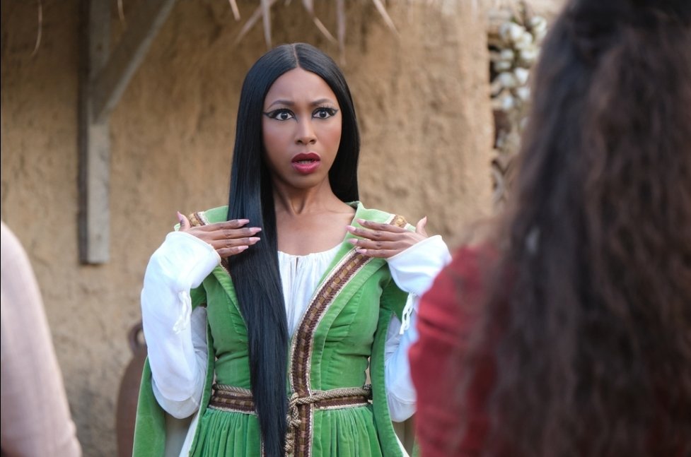 GabrielleDennis's tweet photo. I would NEVER #flockblock but that Mary....???? #aBlackLadySketchShow #ABLSS
#FlockBlocking https://t.co/8Wh7iPivwx