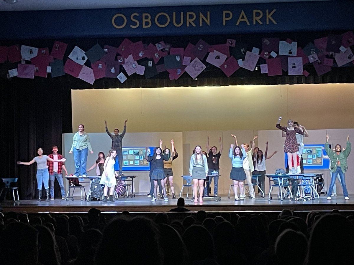 What an amazing day at OP filled with great talent, friendship, and sunshine! 
🐝Field day with friends 🎾🎈Special thank you to <a href="/LDMcDade/">LaTanya D. McDade, Ed.D.</a> for visiting!
🐝 Fine Arts show 🎨🖼️🖌️
🐝Mean Girls performance 🎭💕
<a href="/PWCSNews/">PWCS</a> @KaneLisamarie @OPHSPerformArts