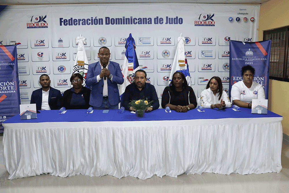 Director de INEFI preside comité organizador clasificatorio de judo🥋

Más información👇
bit.ly/3UAdK5z

#judouniversitario #judord #judokas #judoca