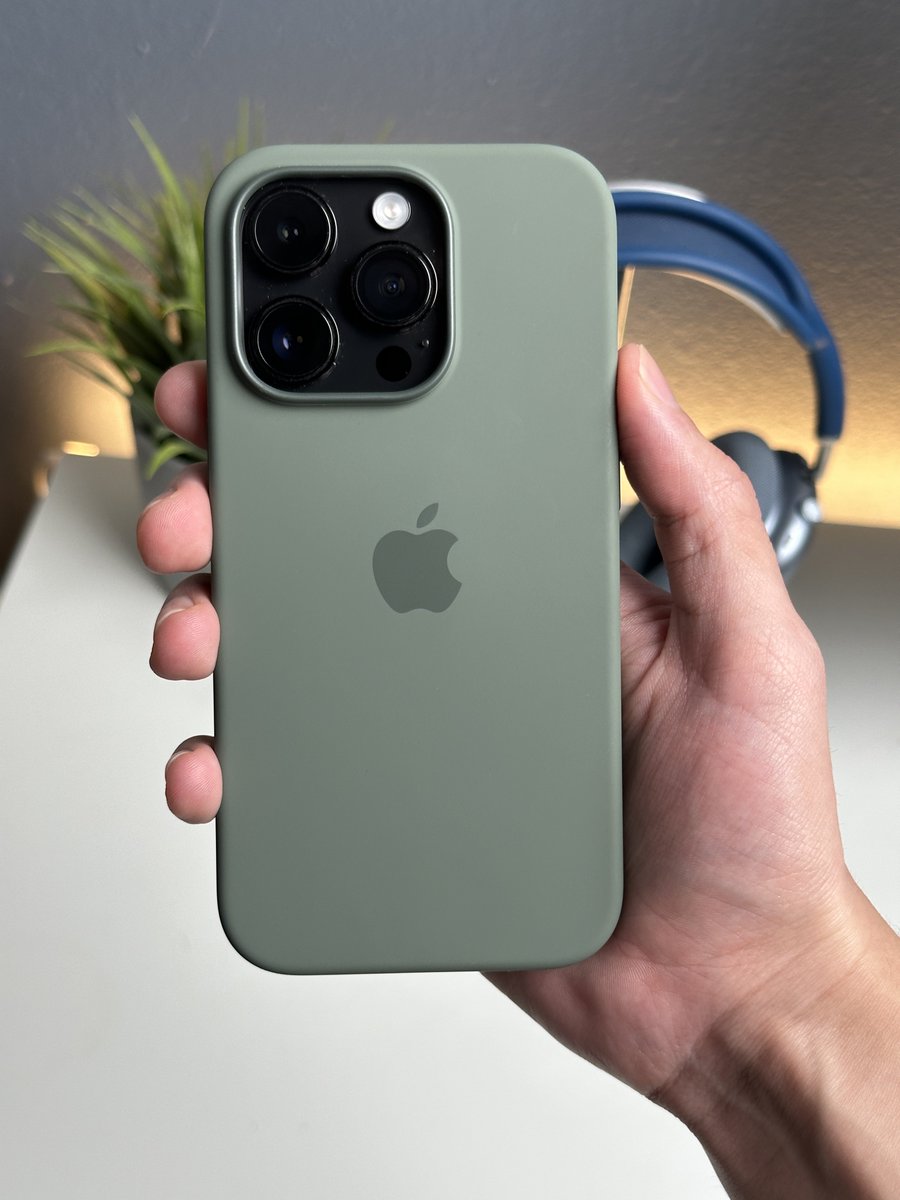 Apple Hub tweet media
