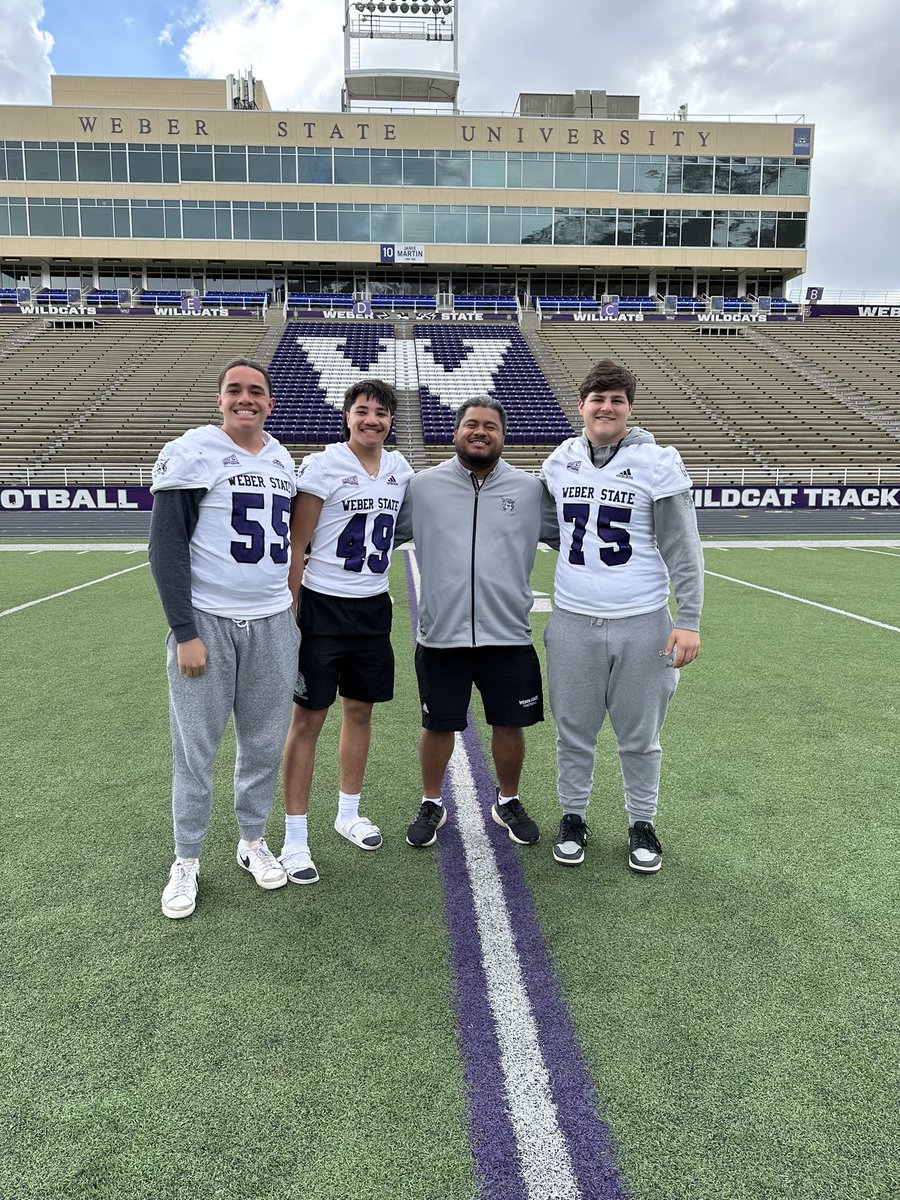 Tmaugs's tweet photo. Had a great time @weberstatefb! Thanks @Tana_Vea for the great hospitality and showing us around! Great coaches and facilities, go Wildcats! 🟣⚪️ @kanuch78 @CollenMaugaFB @MaxHarmer75 https://t.co/YdvW24gZFD
