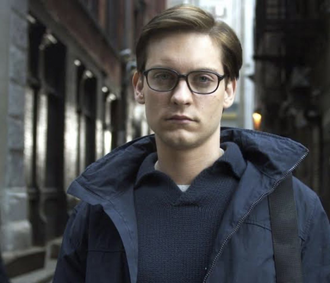 AndyZuHu's tweet photo. @MauricioLpzC Te pareces a Peter Parker 🤓 https://t.co/o4NRi13B59