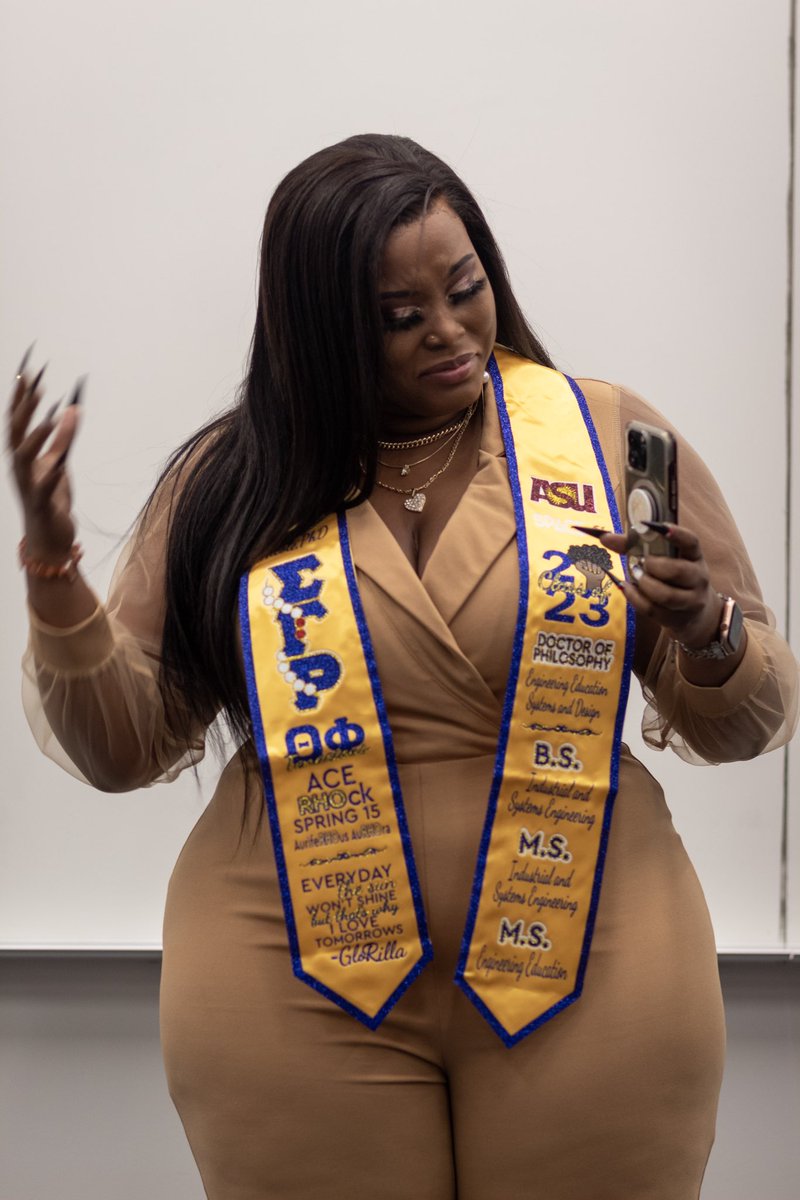 Fantasi Nicole, PhD tweet media