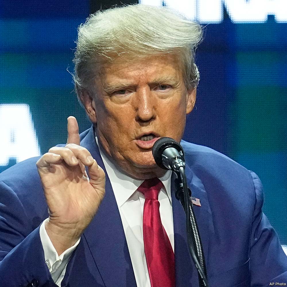NEWSMAX's tweet photo. Former President Donald Trump said Friday if he is elected president in 2024, he will liberate Americans from the regulatory onslaught of the Biden administration. https://t.co/Sn3Dd5NwaZ https://t.co/xlfX3qLaaR