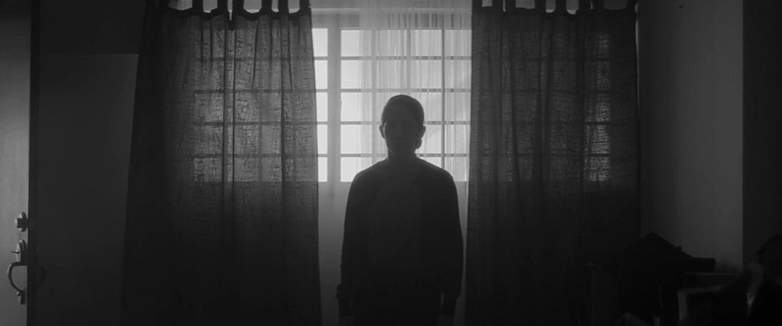 TarizSolis's tweet photo. Pernah nggak punya guru super killer yg sering membentak &amp; merendahkan saat sekolah?

Kisahkan seorang siswa SMP yg berusaha ngumpulin bukti kekerasan gurunya, 'Tuition' adalah tontonan thriller berlatar satu tempat les yg menit demi menitnya bikin stres, deg-degan &amp; jengkel. https://t.co/qtbxYir0fR
