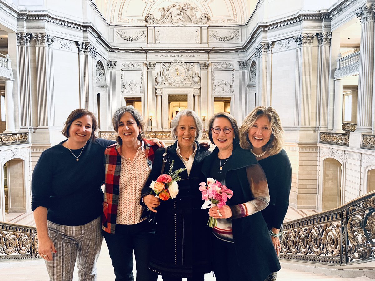 omnivorebooks's tweet image. Two of our dearest friends, Lisa &amp;amp; Catherine, got hitched today (a day after their 20th anniversary as a couple). We loved being with them!