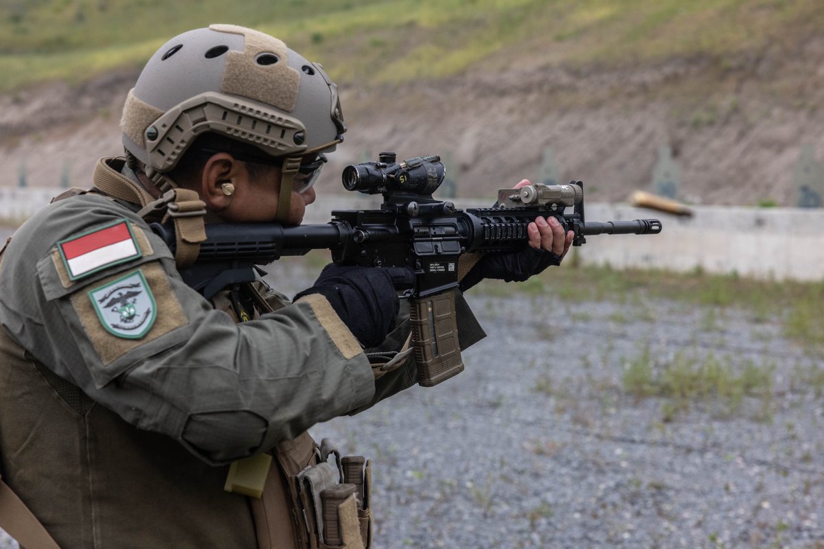 Jatosint's tweet photo. Range Day!
๐ฎ๐ฉ๐บ๐ธ Recon Marines engage targets
#Reconex #Reconex23
๐ธ DVIDS/Cpl. Cameron Hermanet https://t.co/H8PtL9pRQ8