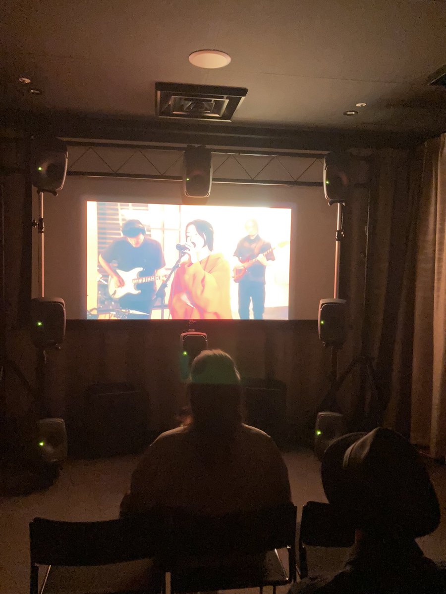 hikki_staff's tweet photo. #fmnothwave さん視聴中。この後中継で紹介いただきます。kj #ソニーストア札幌 #40iroiro #宇多田ヒカル https://t.co/YmuKqzOFUh