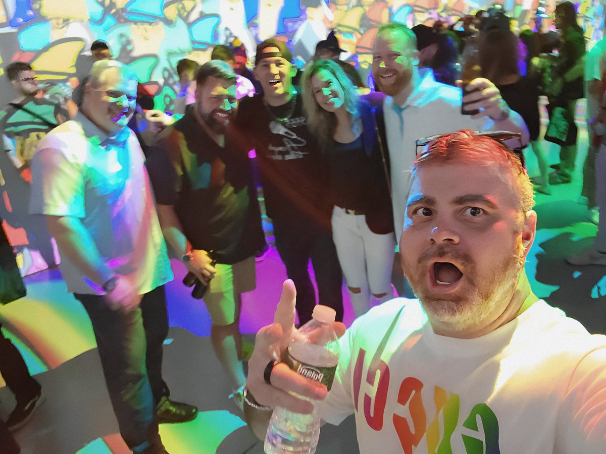 PJ (@pj_mintra) on Twitter photo We allowed him to take a photo of us 🤣 🤣 <a href="/Bitboy_Crypto/">GIGA CHAD</a> <a href="/_FreddieQuotes_/">Freddie Quotes</a> <a href="/MarcoTheHEXican/">Marco The HEXican</a> <a href="/Wizkidd77/">CoreyanInvestor.eth 🟢</a> <a href="/RodgersCrypto/">Rodgers.pls</a> We allowed him to take a photo of us 🤣 🤣 <a href="/Bitboy_Crypto/">GIGA CHAD</a> <a href="/_FreddieQuotes_/">Freddie Quotes</a> <a href="/MarcoTheHEXican/">Marco The HEXican</a> <a href="/Wizkidd77/">CoreyanInvestor.eth 🟢</a> <a href="/RodgersCrypto/">Rodgers.pls</a>