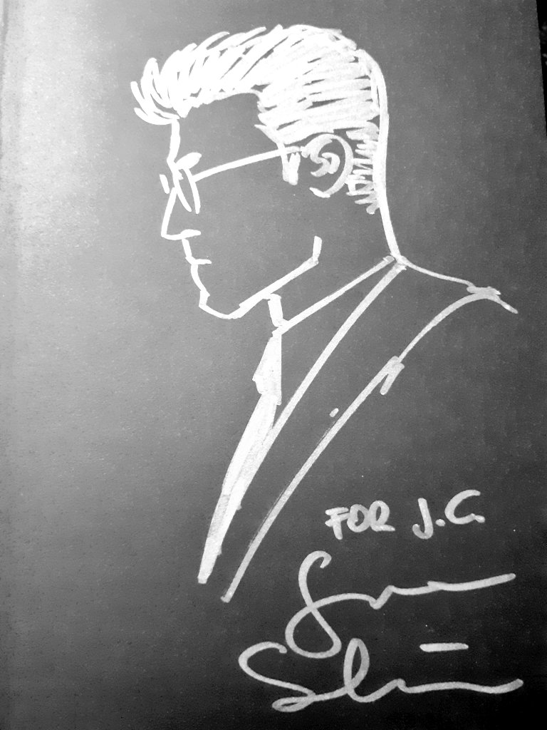 fisto_sr's tweet photo. 📚✏
Pas de @ParisFanFest pour moi en ce #weekendcomics.
Grandement compensé avec les dédicaces de Goran Sudzuka"Au Repaire des Héros"ce vendredi.
Ici les agents spéciaux Shaw&McGregor du récit" #AWalkThroughHell"chez @BlackRiverComic pour @AfterShockComix écrit par Garth Ennis. https://t.co/ADd6LBlSFm