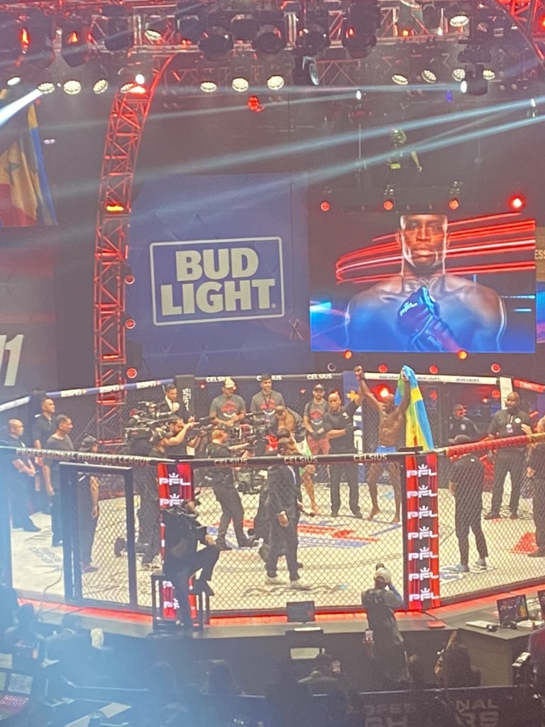 ConditionTalk's tweet image. Sadibou Sy wins by 2nd round TKO!
@PFLMMA 
#pfl #mma #pflmma #combat #sports #sportstalk #pfl3 #fight #satx #media #vegas #fightnight #boxing #wrestling #bkfc #ufc #bellator #sasports #bkfc