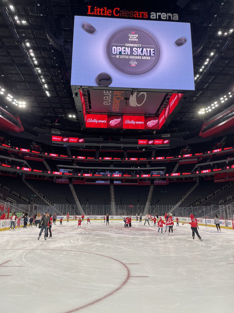 eckleyk's tweet photo. @DetroitRedWings thank you so much for the kids club open skate. My kids loved it so much! Experience of a lifetime, skating on the ice….and sitting in the penalty box. https://t.co/YYK3JnYNnG