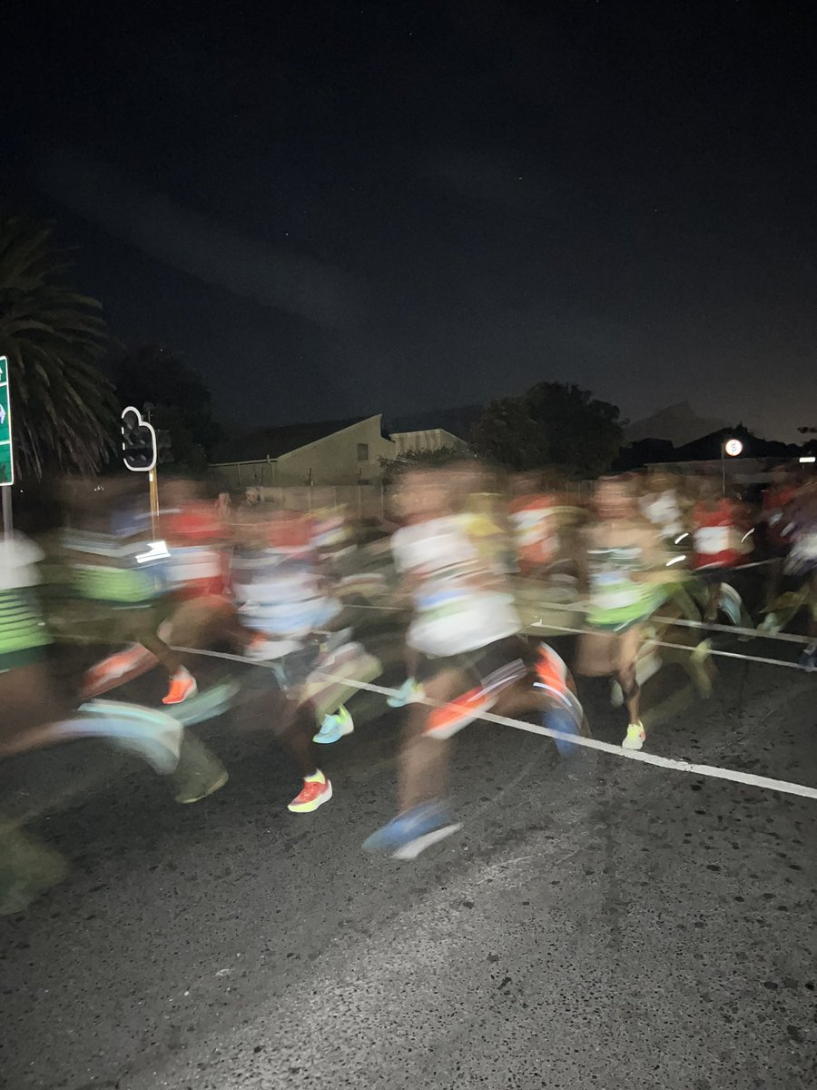 Running in total darkness #TTOM <a href="/geordinhl/">Geordin Hill-Lewis</a> surely exemption can be made for a world class event? What if runners fall?