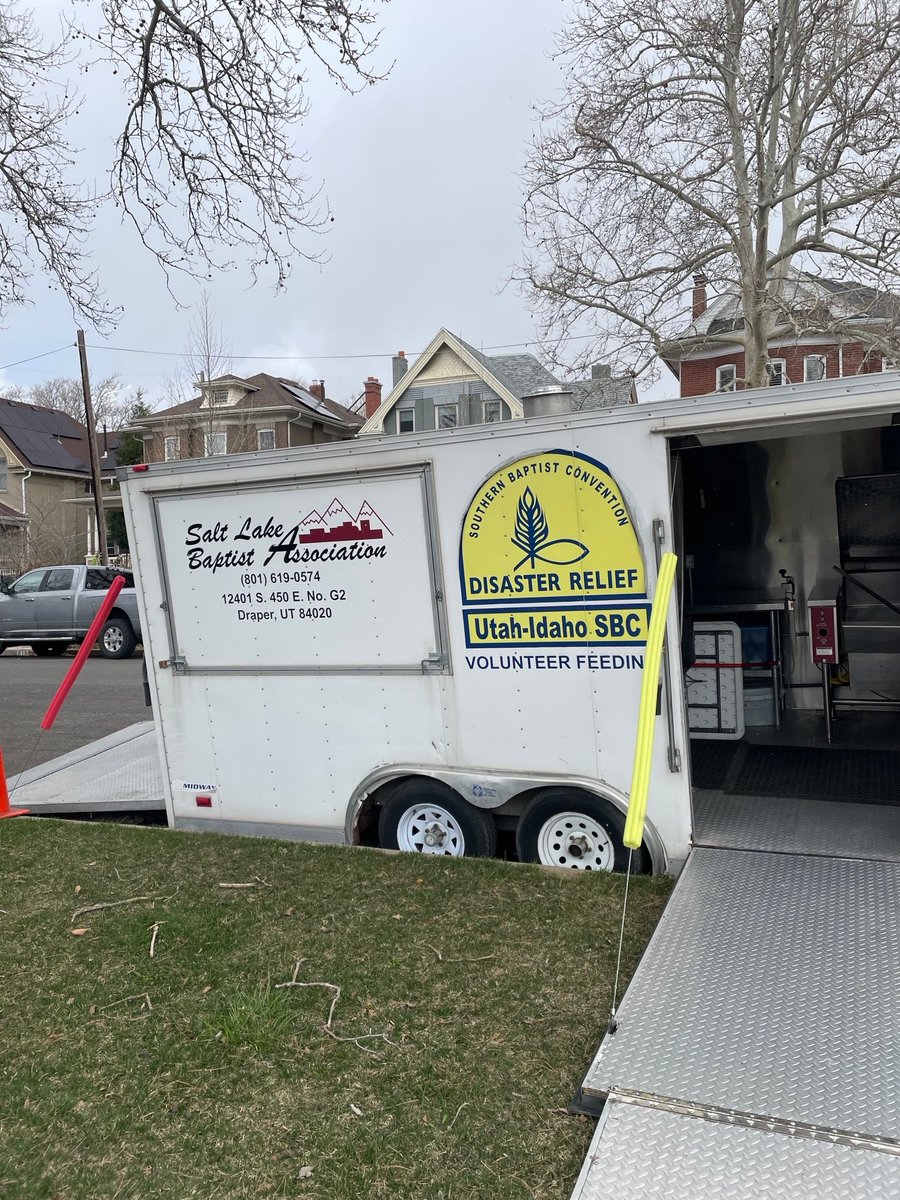 Mwvoad's tweet photo. How good are response vehicles without the dedicated hearts and hands to operate them? 
We are so thankful for all of our partners showing up this afternoon for a time of networking, touring, and learning!
@SalArmyEDS 
@SalArmyIMEDS 
@RedCross 
@ScientologyVM 
@TeamRubicon https://t.co/bsmZkgkNl8