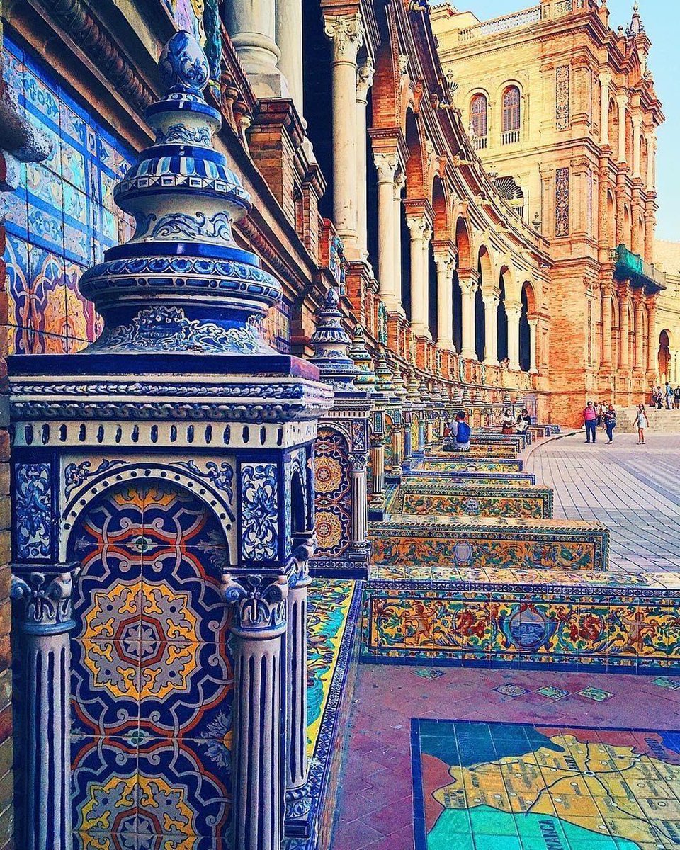 🇪🇸 "Praça de Espanha (Sevilha, Espanha) ..."
📷 serentripidy