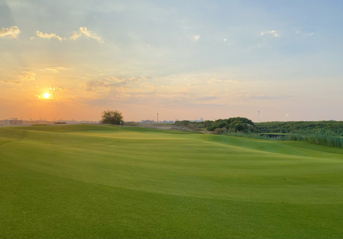 troonint's tweet photo. A well-conditioned golf course and fantastic service await you at @alzorahgolfclub. It's an excellent choice for your weekend tee time.  #PlayTroon #GolfCourse #GolfForEveryone #TroonExecutiveCard #AlZorahGolfClub

https://t.co/m9UiGM95OC https://t.co/4gJEAF7968