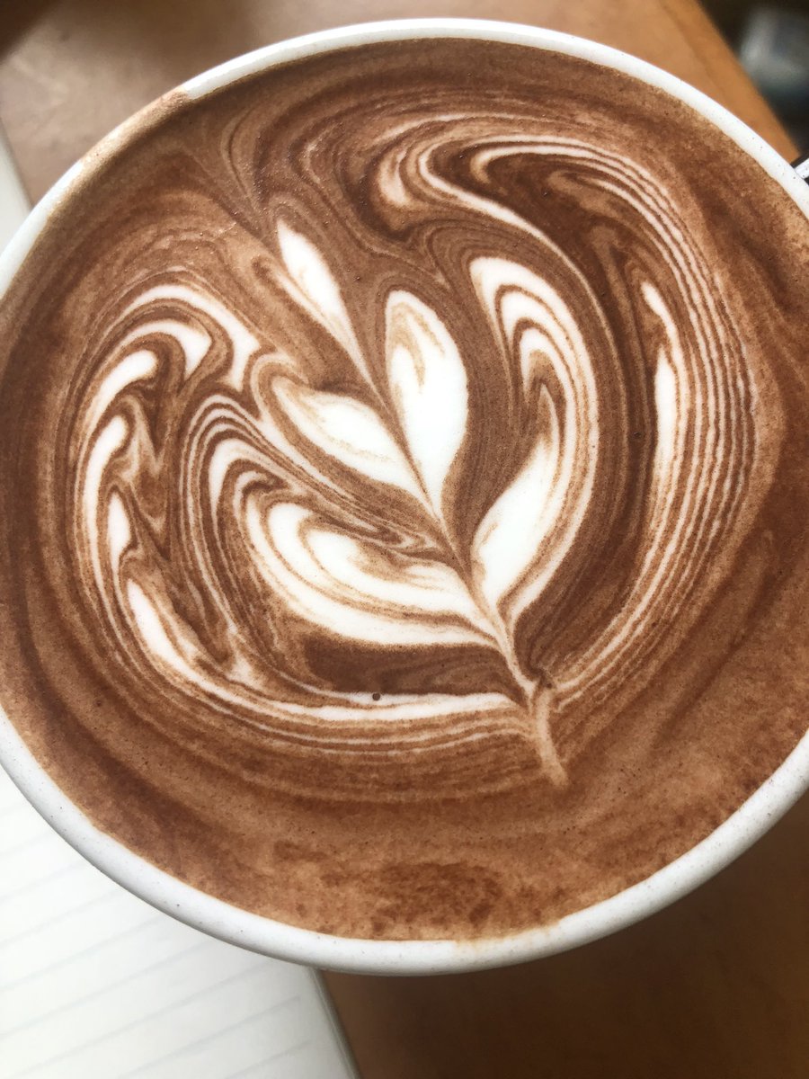 NetogeCR's tweet photo. 今日の1杯
 #ラテアート https://t.co/6ahVYBPe5K