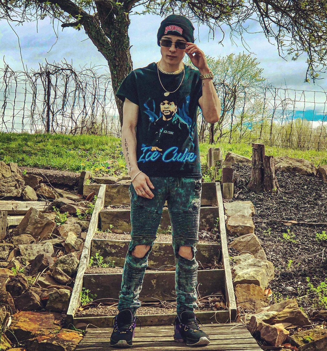 TheRealKapable's tweet photo. I gotta say, it was a good day 🧊💯📸 

#Music #Musician #Rap #HipHop #Pop #UndergroundMusic #Nashville #Louisville #Evansville #Owensboro #MusicArtist #Producer #Photography #Portrait #Photo #Nature #Outdoors https://t.co/tTgXbDzMnt